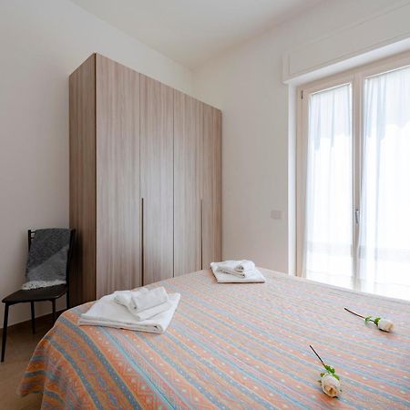 La Suite 2 Ondina Viareggio 200M From Sea - Happy Rentals Exterior photo