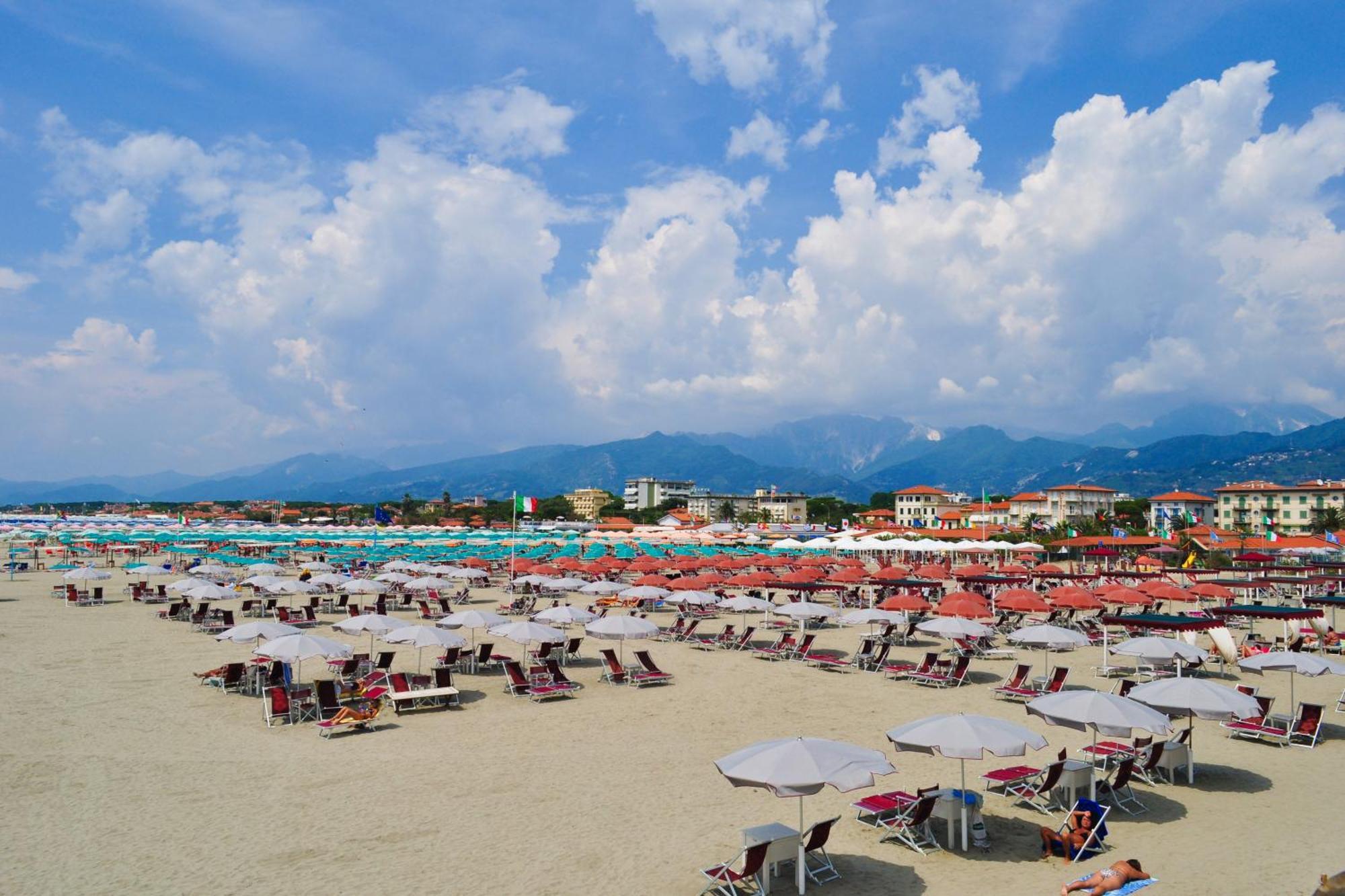 La Suite 2 Ondina Viareggio 200M From Sea - Happy Rentals Exterior photo