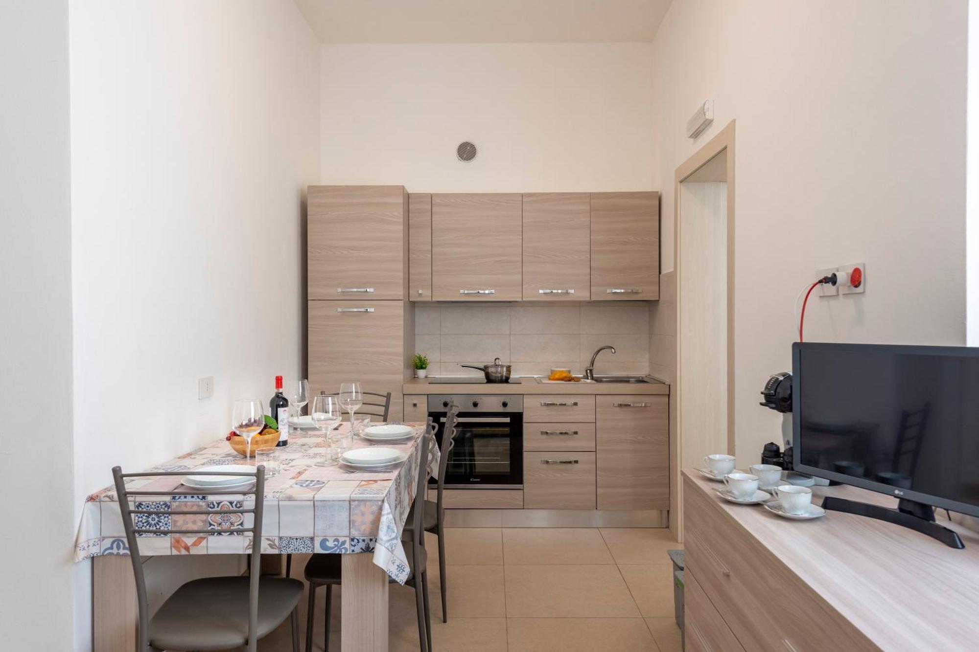 La Suite 2 Ondina Viareggio 200M From Sea - Happy Rentals Exterior photo