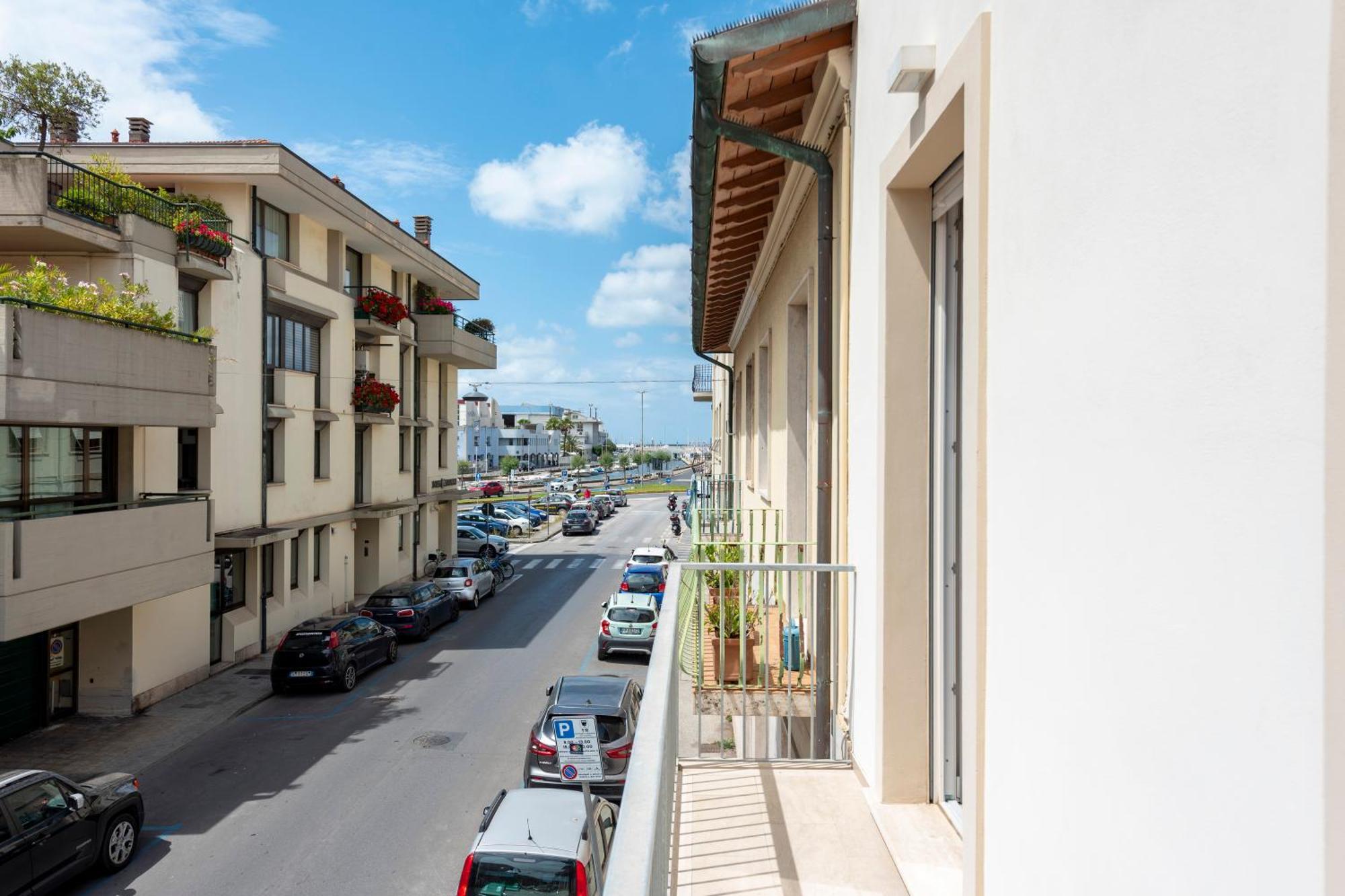La Suite 2 Ondina Viareggio 200M From Sea - Happy Rentals Exterior photo